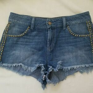 GUESS Jean shorts size 28